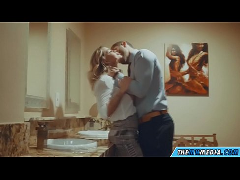 ❤️ Apabila awek berambut perang menggoda anda di tandas awam ❤️❌ Lucah pada kami ms.novoporn-com.ru ❌❤